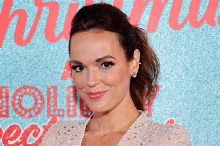 Erin Cahill Height, Weight, Net Worth, Age, Birthday, Wikipedia, Who, Nationality, Biography