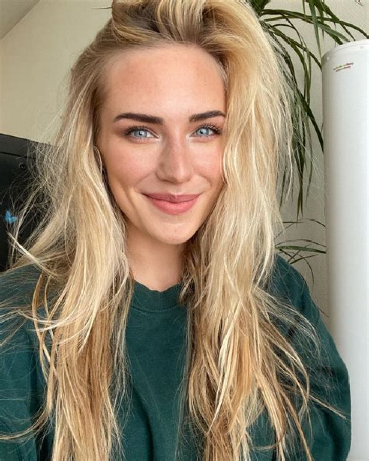 Eva Mikulski Height, Weight, Net Worth, Age, Wiki, Who, Instagram, Biography