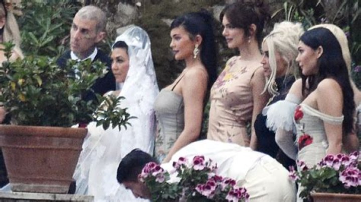 
Every Celebrity Guest At Kourtney Kardashian & Travis Barker’s Italian Wedding 