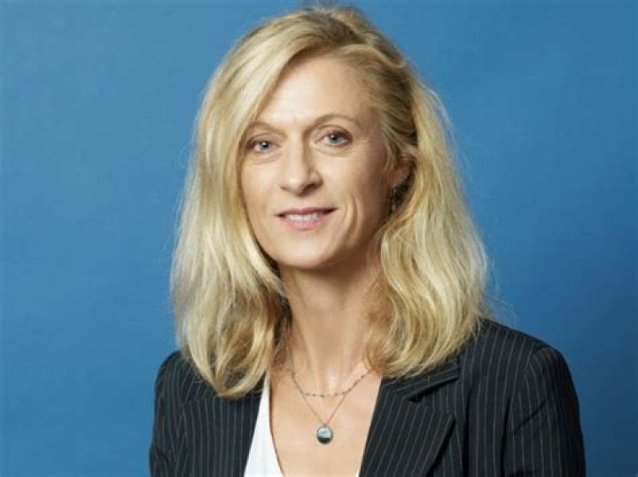 
Fanny Guinochet Height, Weight, Net Worth, Age, Birthday, Wikipedia, Who, Nationality, Biography 