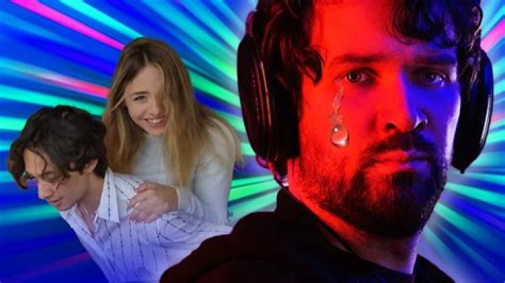 Fans Think YouTuber Itsagundam Accidentally Face Revealed