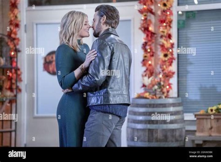 
Fans Worry About Tyler Hynes’ Health After Roadhouse Romance Appearance 