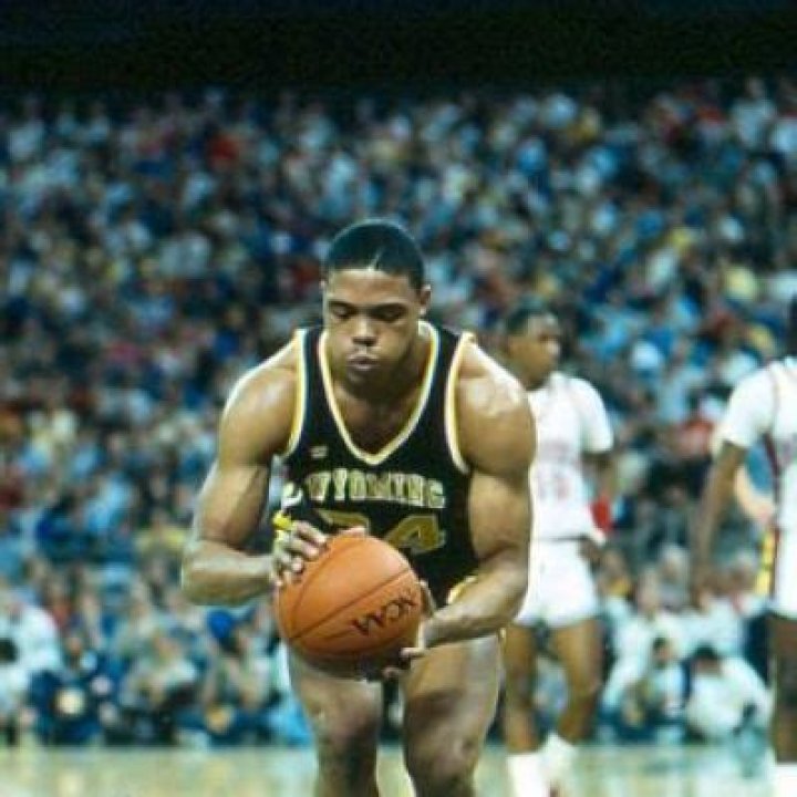 Fennis Dembo Net Worth: How Much Does He Earn? Contract & Career Explore