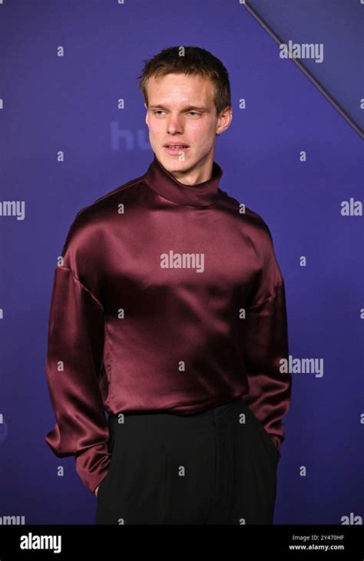 Finn Bennett Height, Weight, Net Worth, Age, Birthday, Wikipedia, Who, Nationality, Biography