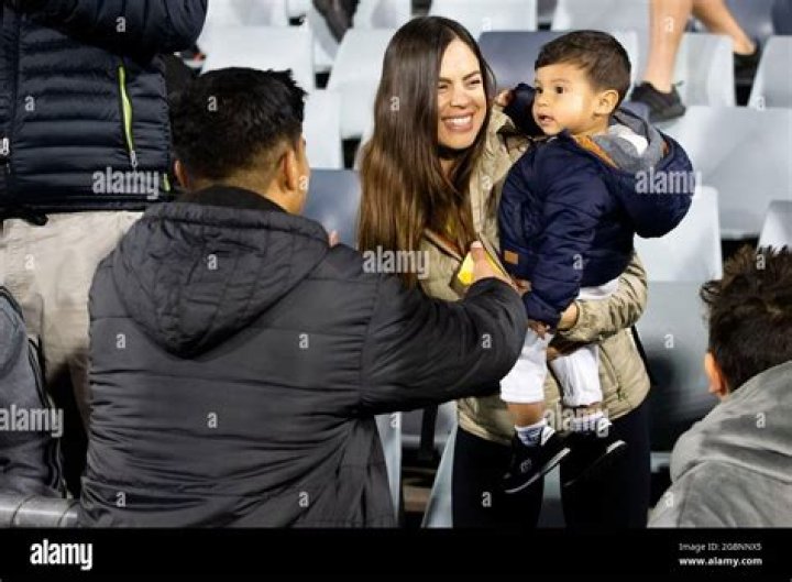 
Former Wellington Phoenix Skipper Ulises Davila’s Wife Lily Davila Dies Suddenly -What Happened? 