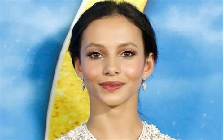 
Francesca Hayward Height, Weight, Net Worth, Age, Birthday, Wikipedia, Who, Nationality, Biography 
