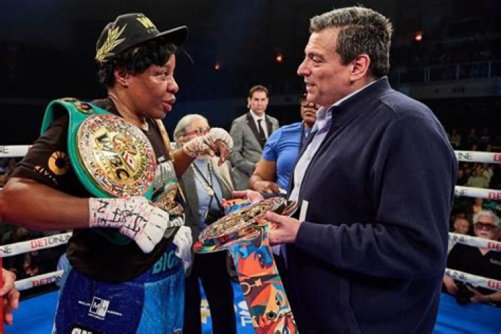 
Franchon Crews Dezurn Height, Weight, Net Worth, Age, Birthday, Wikipedia, Who, Nationality, Biography 