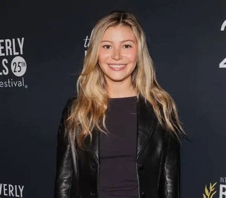 
Genevieve Hannelius Height, Weight, Net Worth, Age, Birthday, Wikipedia, Who, Nationality, Biography 