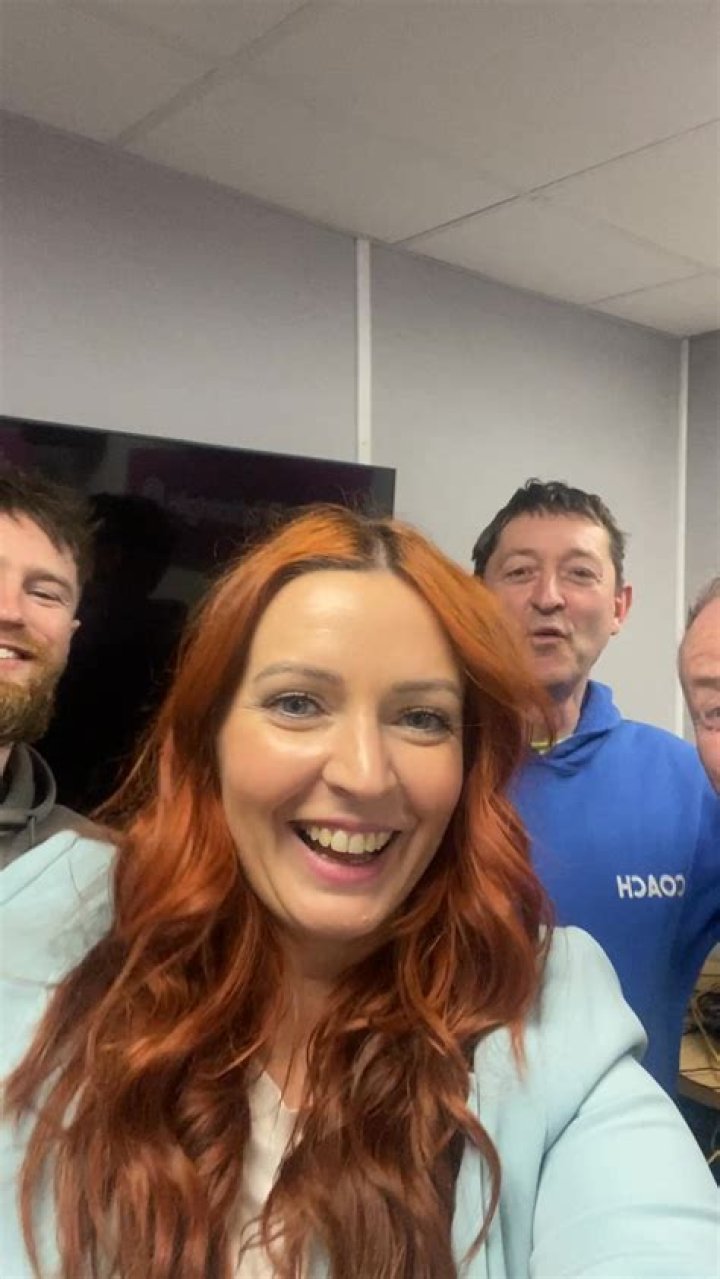 
Georgie Heath, the show’s host, has her own cricket podcast, but do you know who she is? 