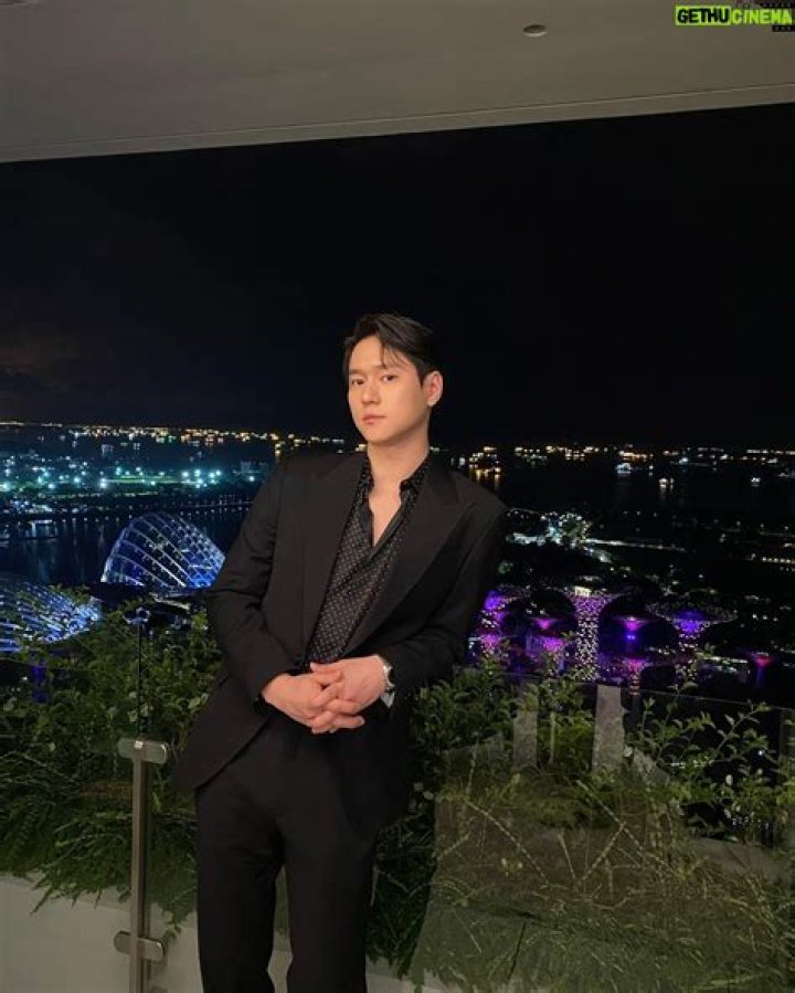 
Go Kyung-pyo and Kang Han-na confirmed to star in JTBC’s new drama, No Secret 