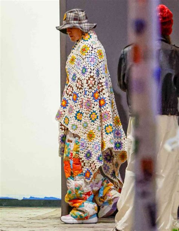 
Hailey Bieber Weighs in on ‘Nepo Baby’ Discourse with Fashion Statement 