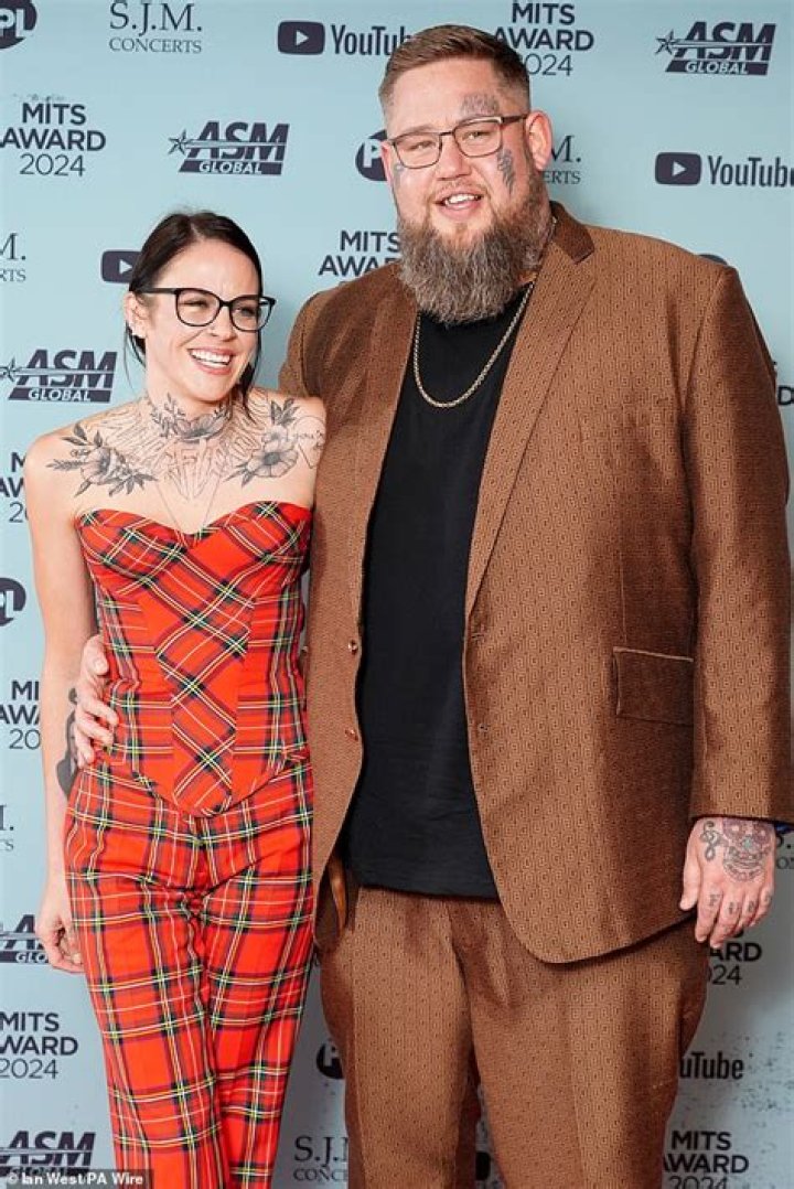 Hebe Beardsall Height, Weight, Net Worth, Age, Birthday, Wikipedia, Who, Instagram, Biography