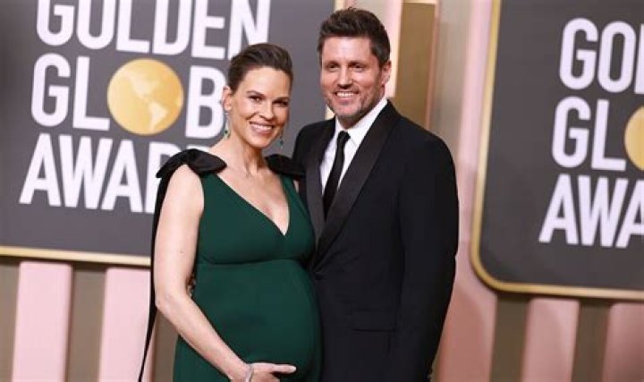 
Hilary Swank, 48, says she’s pregnant with twins: ‘I can’t believe it’ – National 
