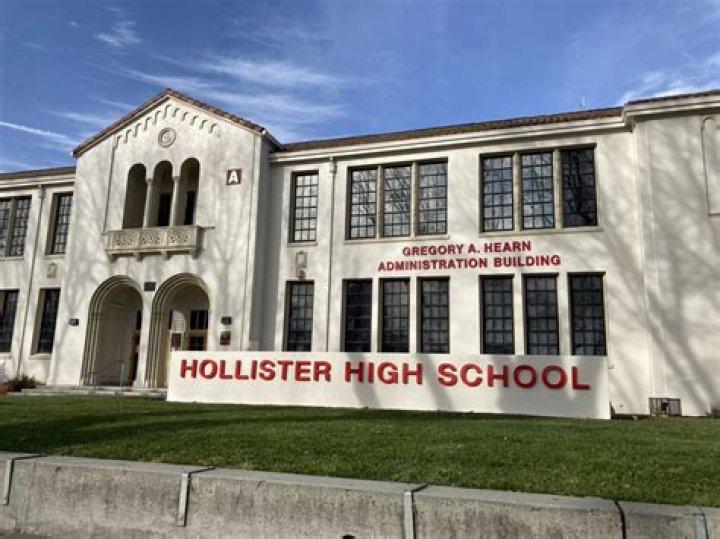 
Hollister High School lockdown lifted: No shooting at California school, message was ‘an error’ 