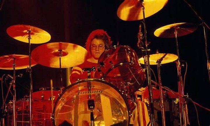 How did Robbie Bachman die? Bachman-Turner Overdrive’s drummer Cause of death Explained