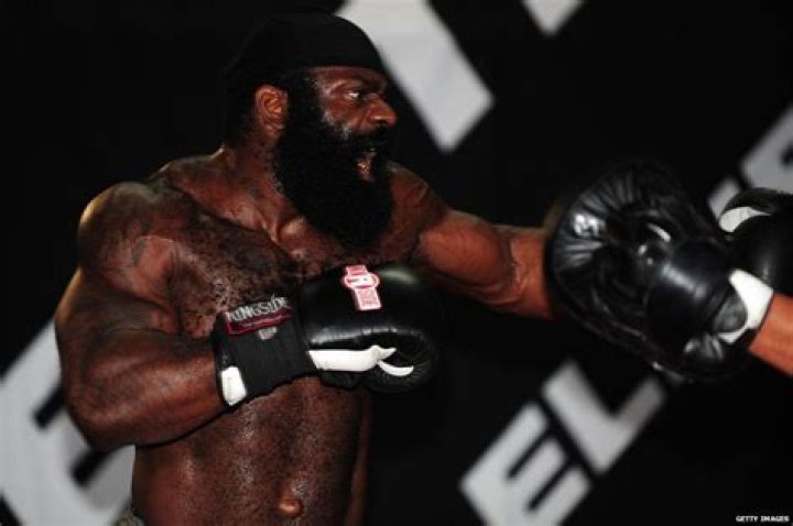 How died MMA fighter Kimbo Slice? His Wiki: Age, Cause of Death, Son, Wife, Net Worth