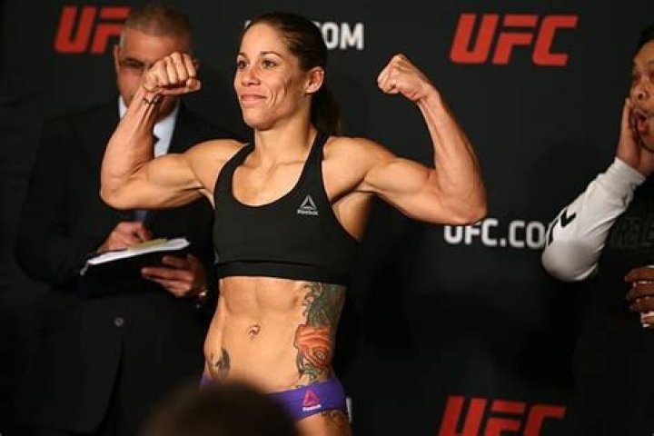 How Much Money Does MMA Fighter Liz Carmouche Make? Career Earnings- Was She On A Military Before?