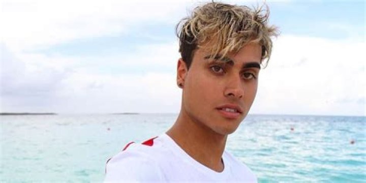 How old is Darius Dobre? Wiki Biography, age, girlfriend, net worth, height