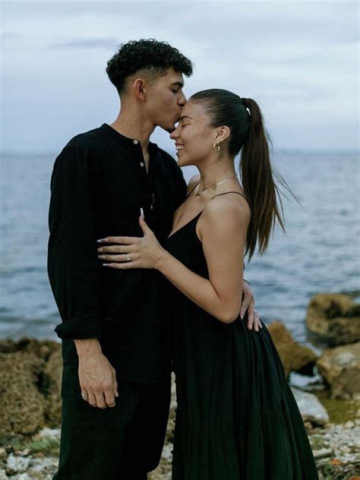 How Old Is Jayco Dadwiggies And Valentina Canas? Age Difference Reveal After Couple’s Engagement