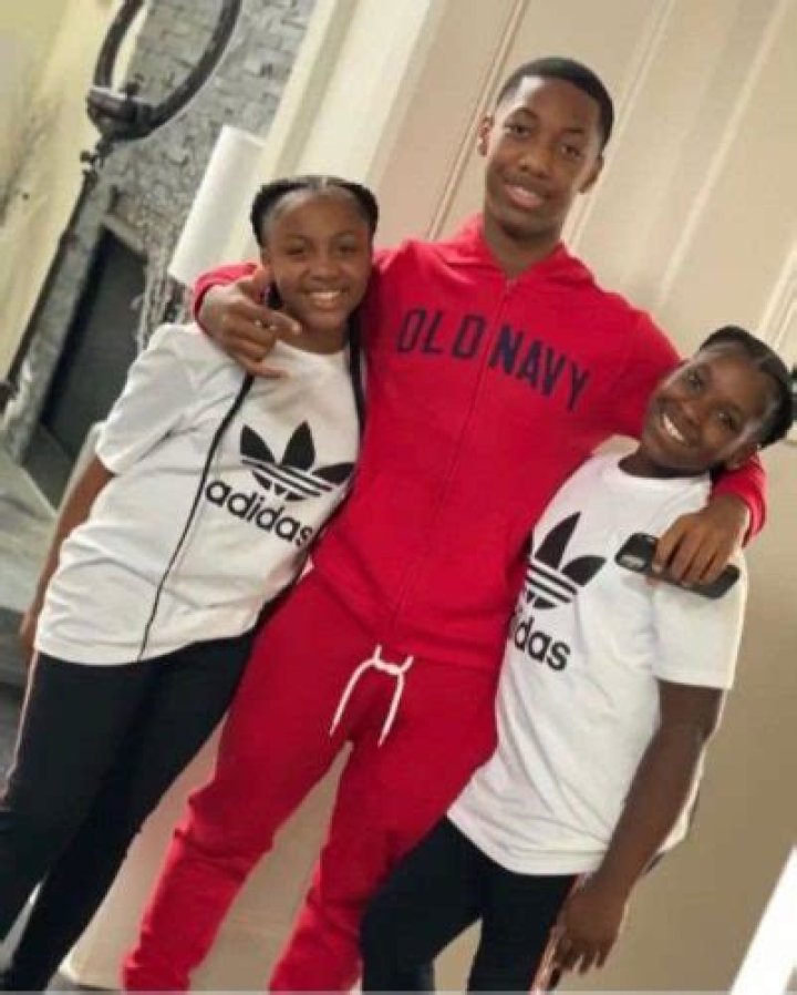 
Imbadkidjay Height, Weight, Net Worth, Age, Birthday, Wikipedia, Who, Nationality, Biography 