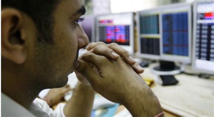 
Indices trading down; Sensex falls over 1,000 points 