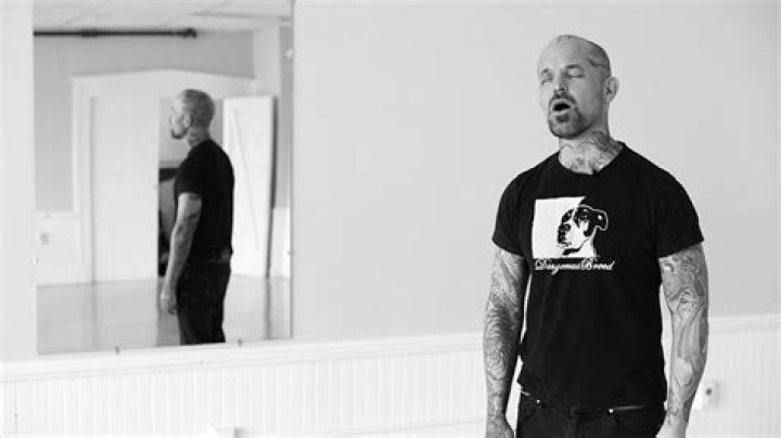 
Is Daniel Cartier Gay? 