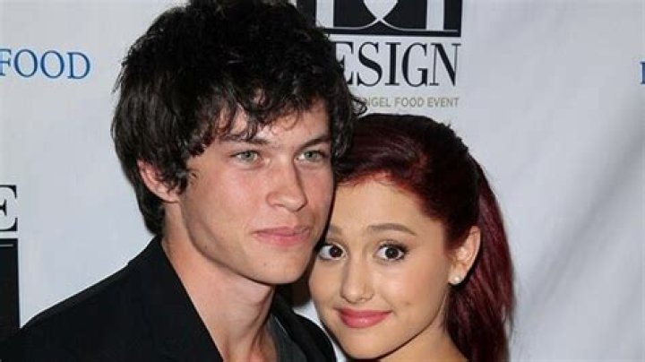 
Is Graham Phillips Married? His Bio, Age, Wife, Parents, Height and Net worth 