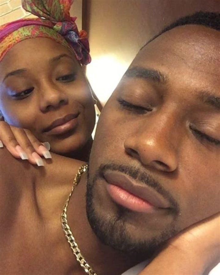 
Is Kountry Wayne Married to Wife? Or Dating a Girlfriend? 