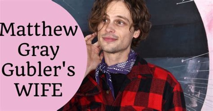 
Is Matthew Gray Gubler Gay Or Straight? Does He Have A Wife? 
