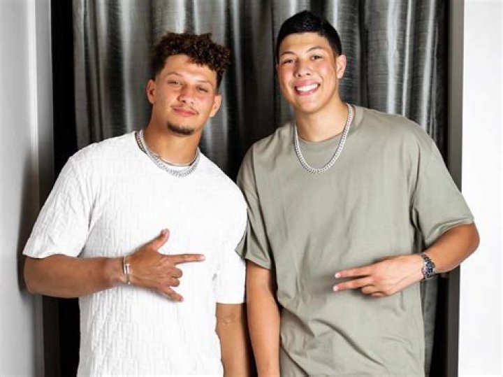 
Is Patrick Mahomes Gay? Age, Height, Net Worth 