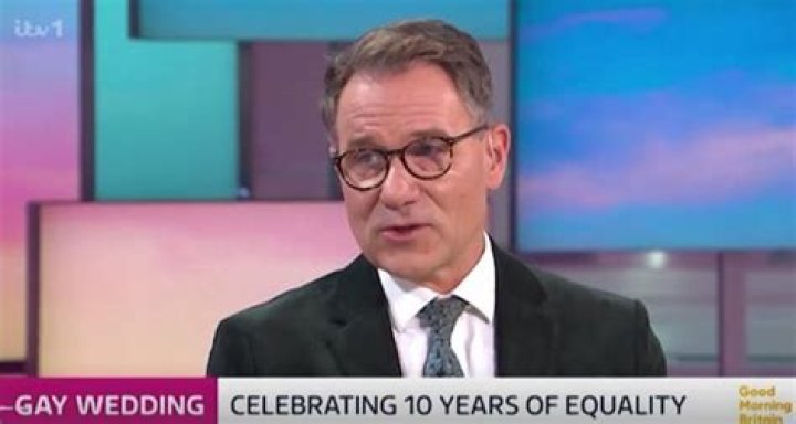 
Is Richard Arnold Gay? Age, Height, Net Worth 