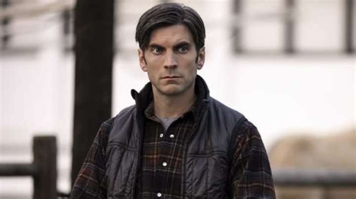 
Is Wes Bentley Gay? Age, Height, Net Worth 