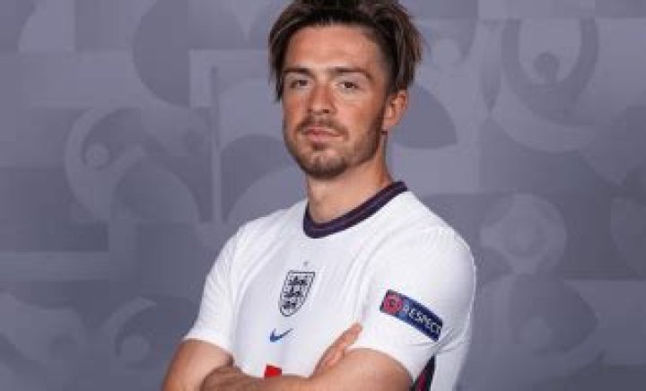 
Jack Grealish handball or not? 