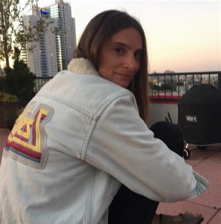 
Jake Lacy is Married to Wife: Lauren Deleo. Kids. 