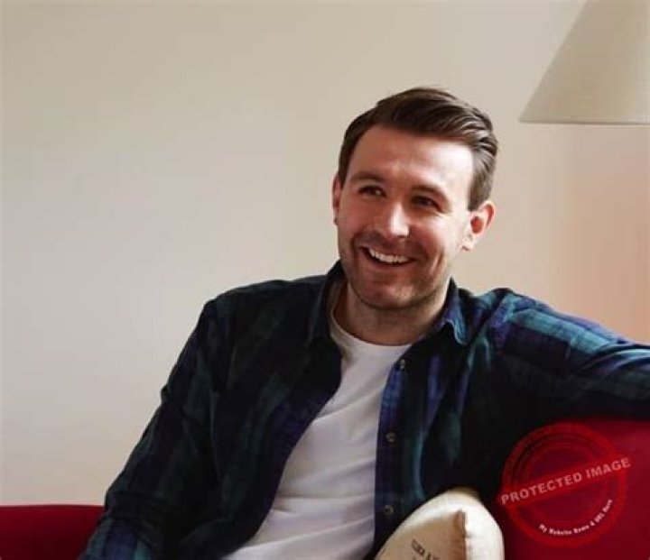 James McArdle Height, Weight, Net Worth, Age, Birthday, Wikipedia, Who, Instagram, Biography