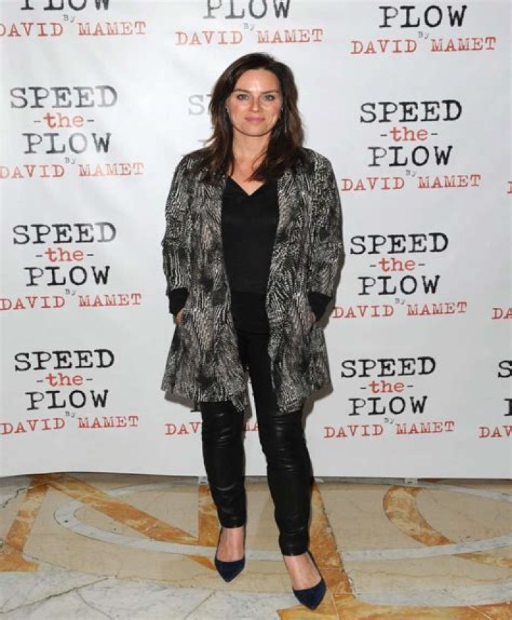 
Jill Halfpenny Height, Weight, Net Worth, Age, Birthday, Wikipedia, Who, Nationality, Biography 