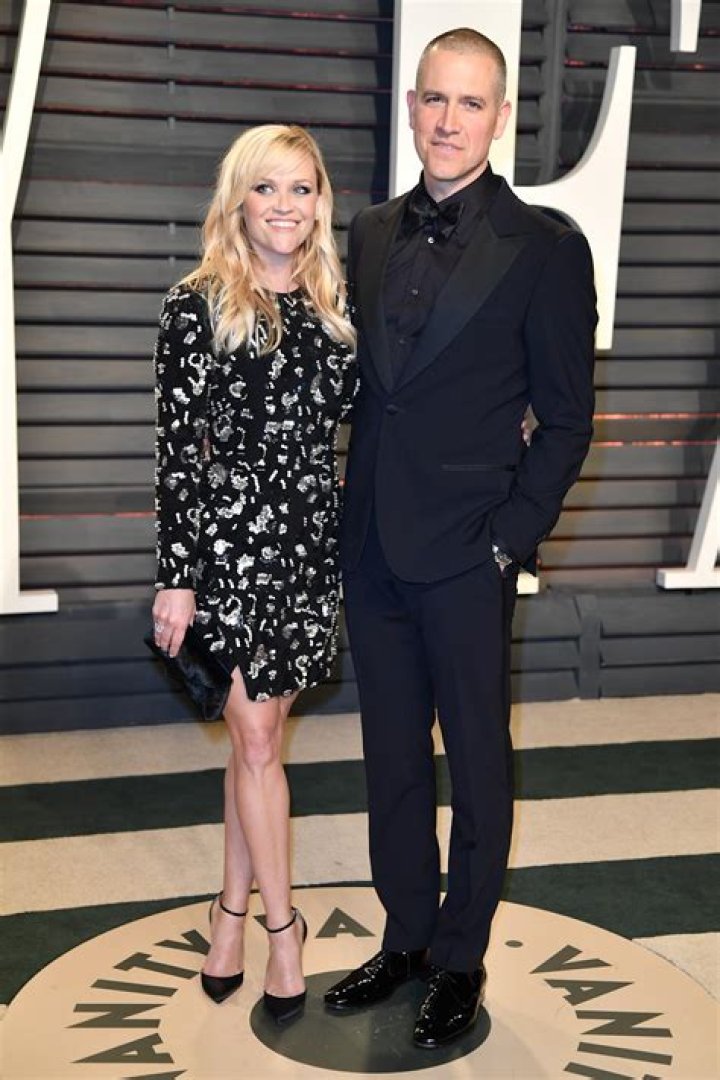 Jim Toth Height, Weight, Net Worth, Age, Birthday, Wikipedia, Who, Nationality, Biography