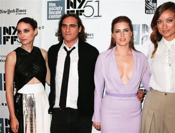 
Joaquin Phoenix Wife Who is Joaquin Phoenix Wife? 