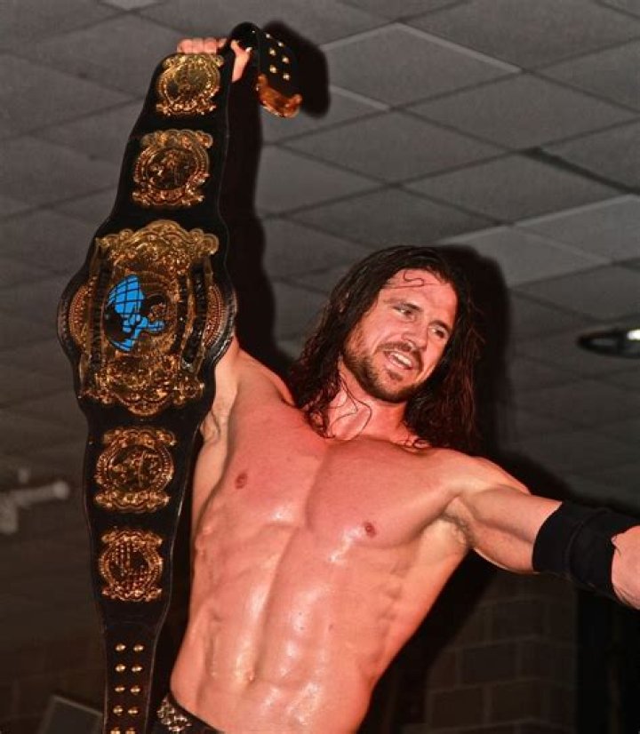 
John Hennigan Height, Weight, Net Worth, Age, Birthday, Wikipedia, Who, Nationality, Biography 