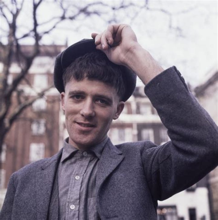 Jonathan Gilbert Height, Weight, Net Worth, Age, Birthday, Wikipedia, Who, Nationality, Biography