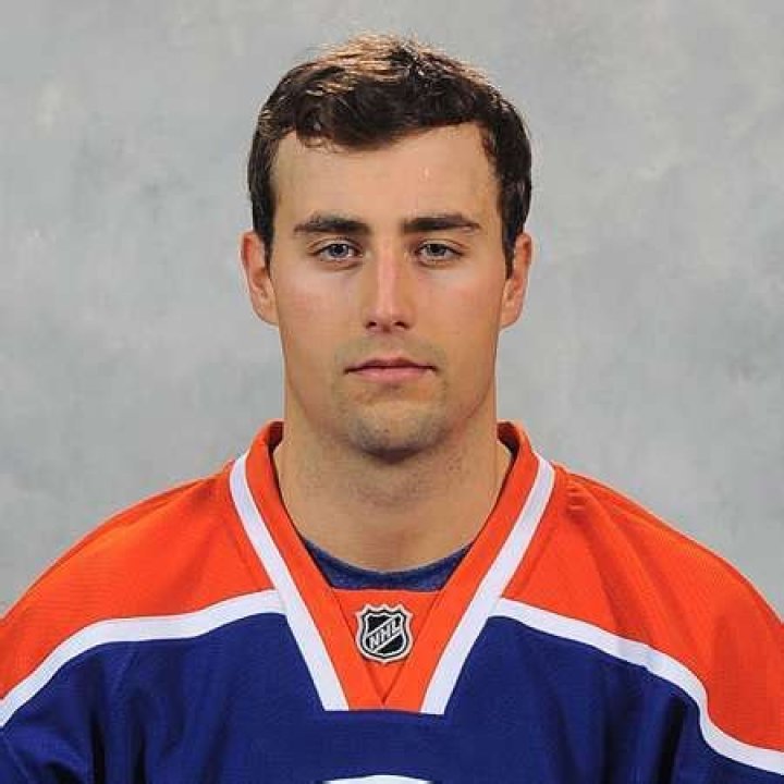 Jordan Eberle Height, Weight, Net Worth, Age, Birthday, Wikipedia, Who, Instagram, Biography