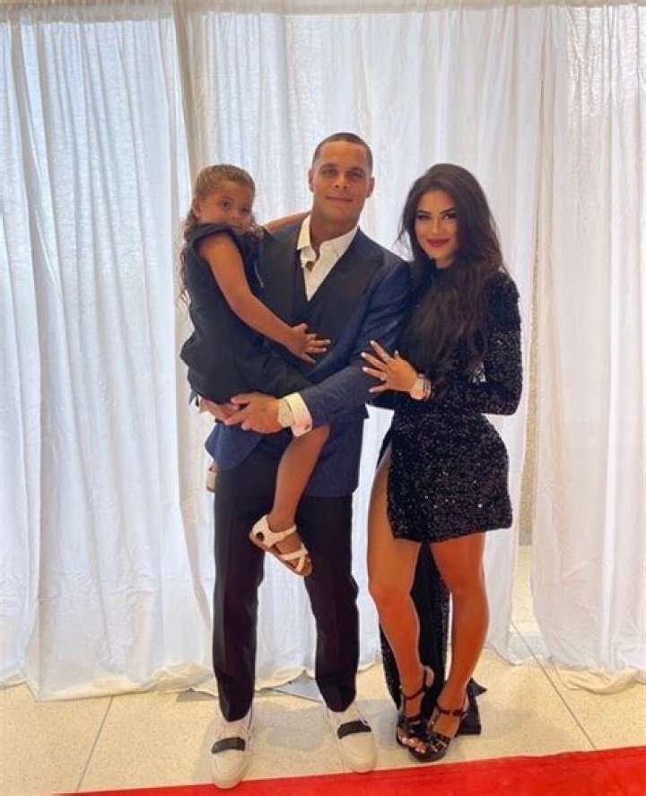 Jordan Poyer is Married to Wife: Rachel Bush. Kids: Aaliyah.