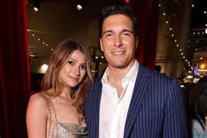 Josh Dubin Age, Birthday, Wikipedia, Who, Nationality, Biography