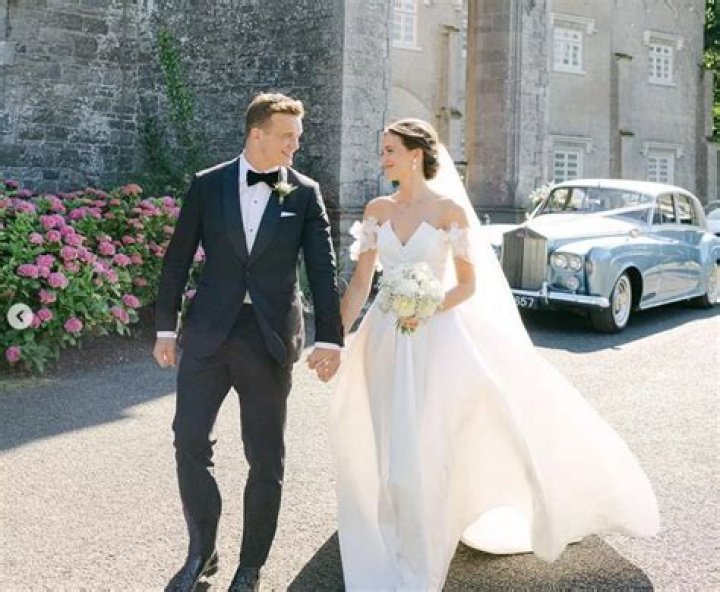 
Josh Van Der Flier Wife Who is Josh Van Der Flier Wife? 