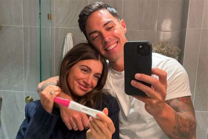 
Kaea Pearce Height, Weight, Net Worth, Age, Birthday, Wikipedia, Who, Nationality, Biography 