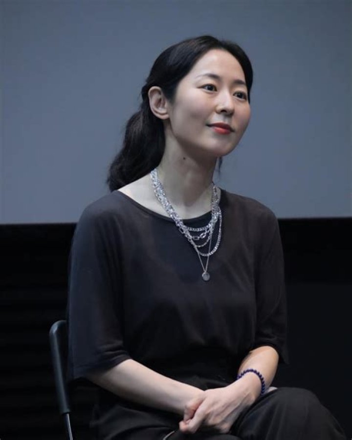 
Kang Mal-geum Height, Weight, Net Worth, Age, Birthday, Wikipedia, Who, Nationality, Biography 