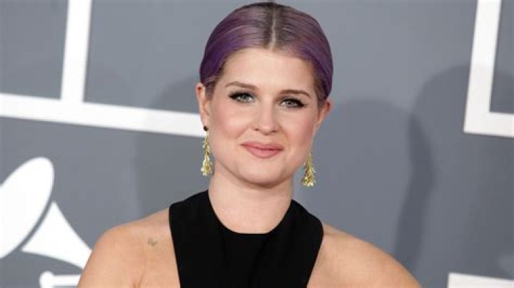 Kelly Osbourne Height, Weight, Net Worth, Age, Birthday, Wikipedia, Who, Nationality, Biography