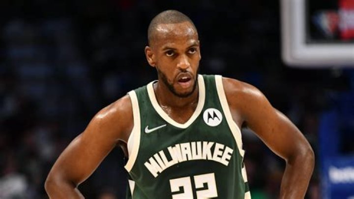Khris Middleton Height, Weight, Net Worth, Age, Birthday, Wikipedia, Who, Nationality, Biography