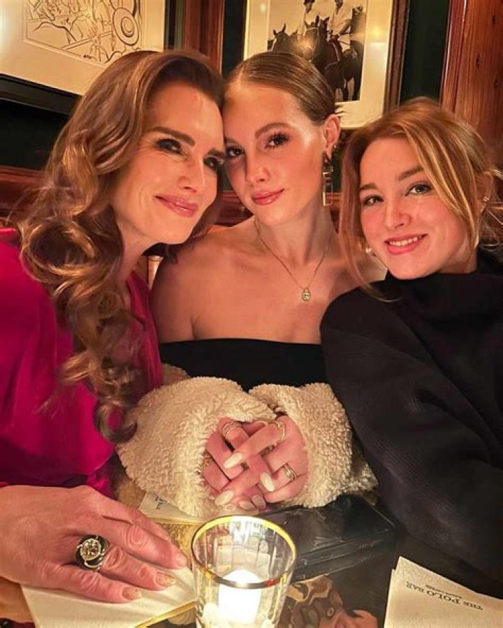 
Kimmy Shields Parents Cindy Shields and Perry Shields Have Been Her Influence In Her Honed Acting Skills 