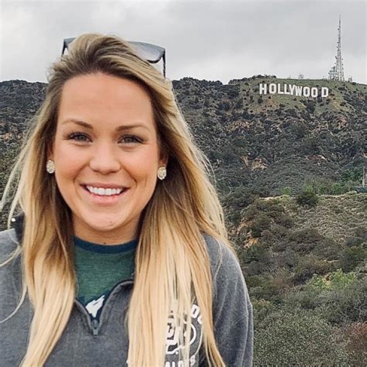 Kristen Currie Height, Weight, Net Worth, Age, Birthday, Wikipedia, Who, Instagram, Biography